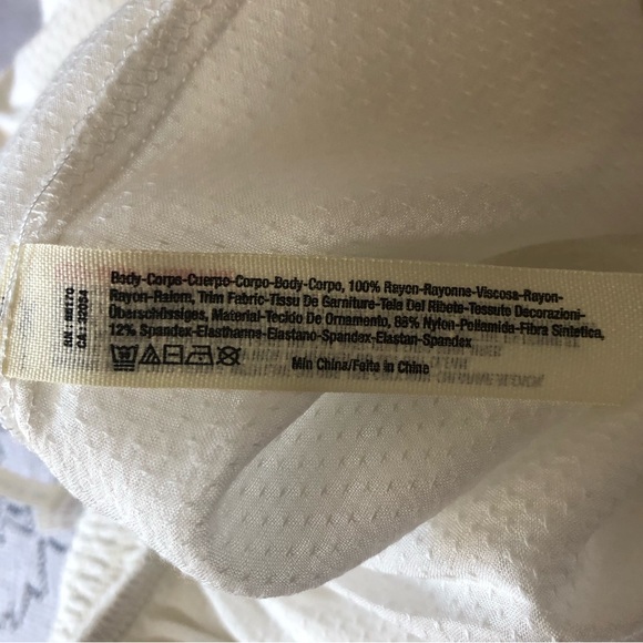 Women's Intimately Free People White Textured Fabric Lacy Mini Dress. Size XS - Picture 14 of 16